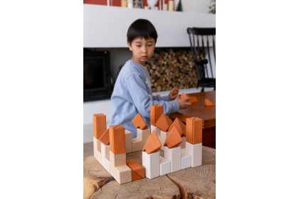 Avdar Pyramid Wooden Block