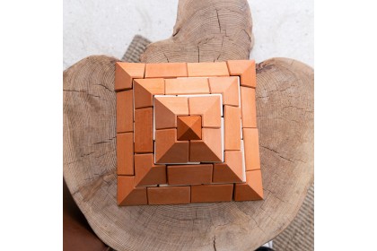 Avdar Pyramid Wooden Block