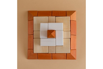 Avdar Pyramid Wooden Block