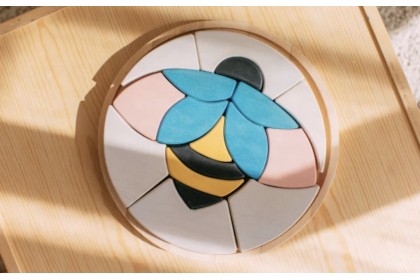 Avdar Bee Puzzle