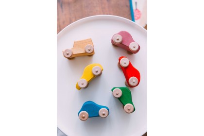 Avdar Small Wooden Jeep/Car